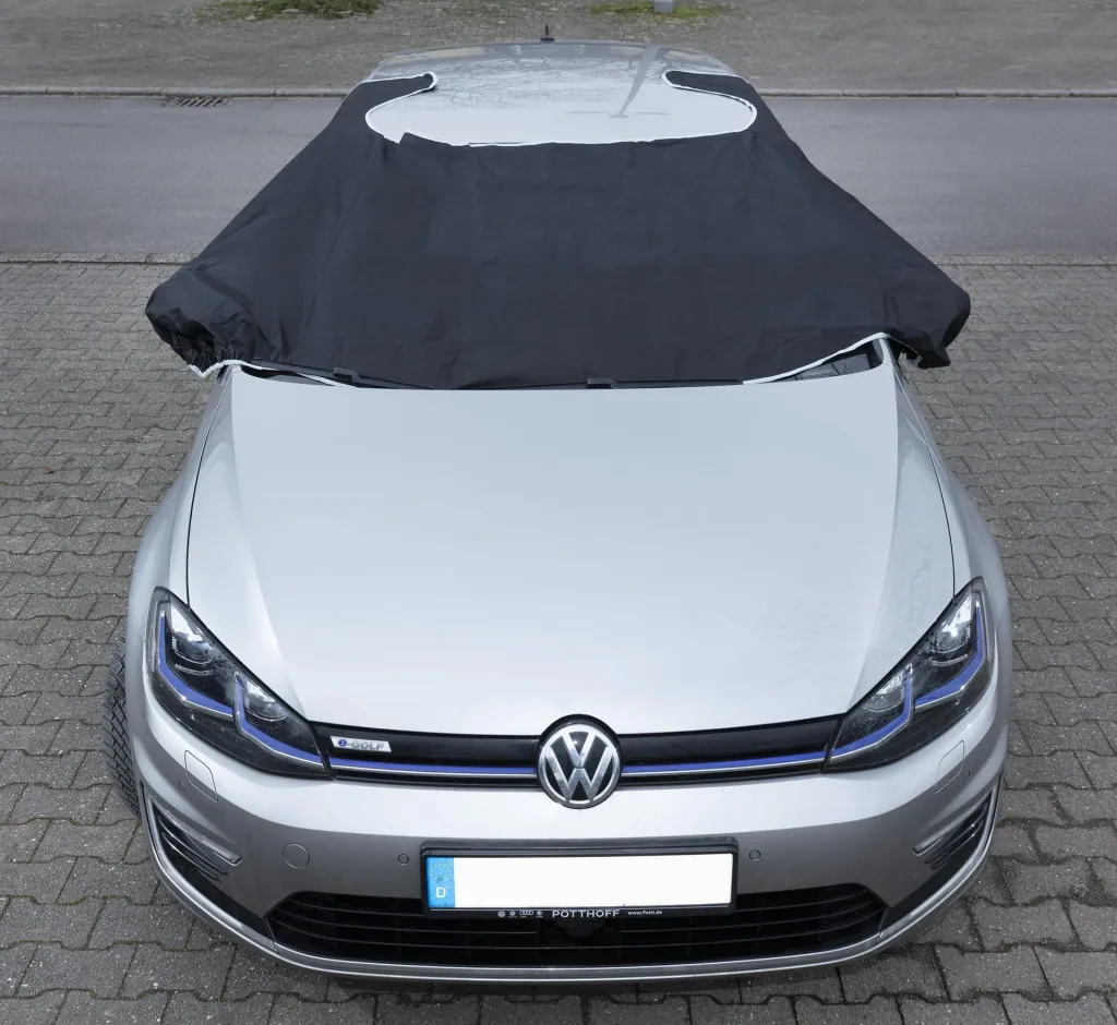 Car window cover - magnetic