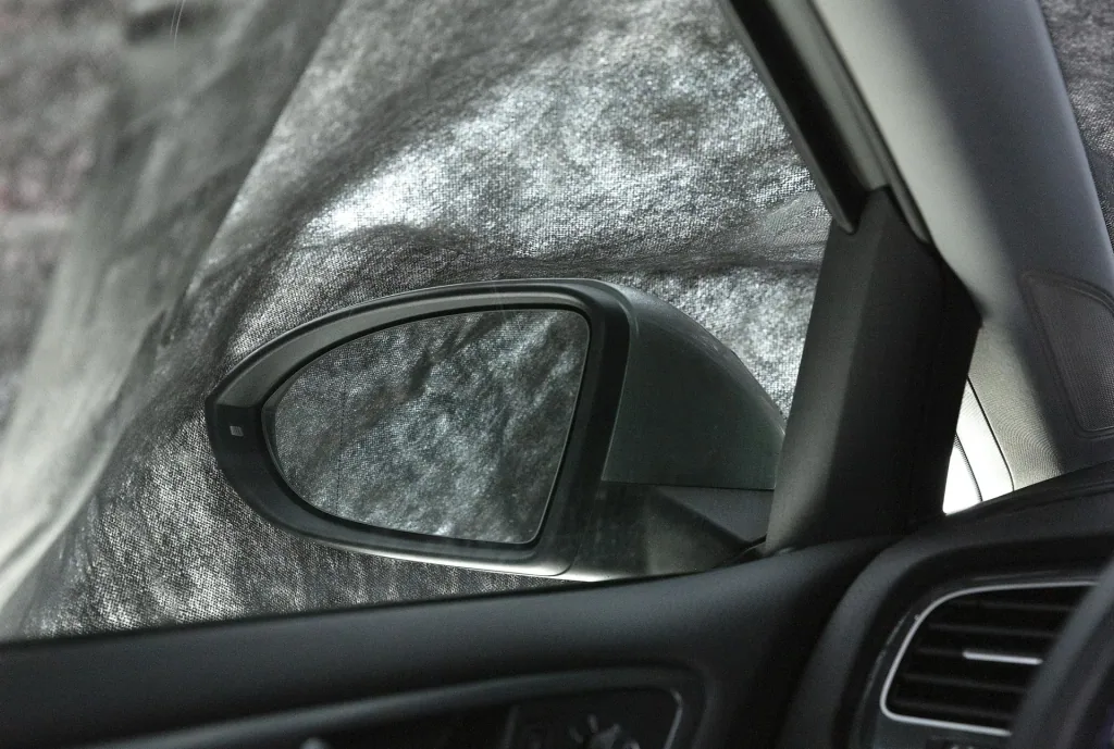 Car window cover - magnetic