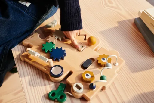 Liewood houten speelgoed, speelbord - Carola Robot, indigo blauw multi mix