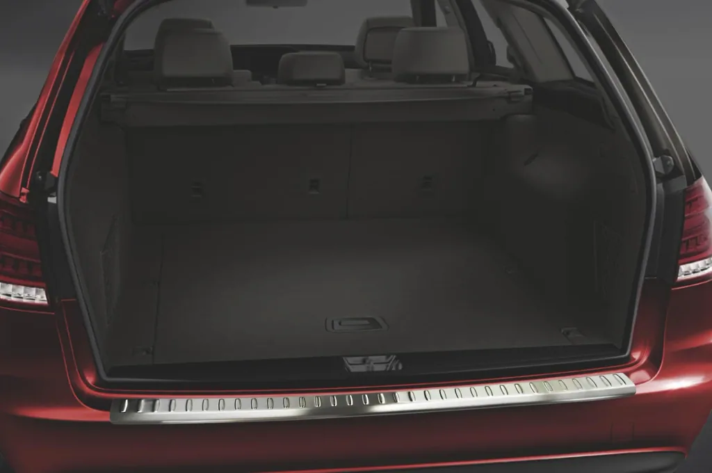 Stainless steel loading sill protection Mercedes E Class W212 FL T-Model, built from 2013-2016