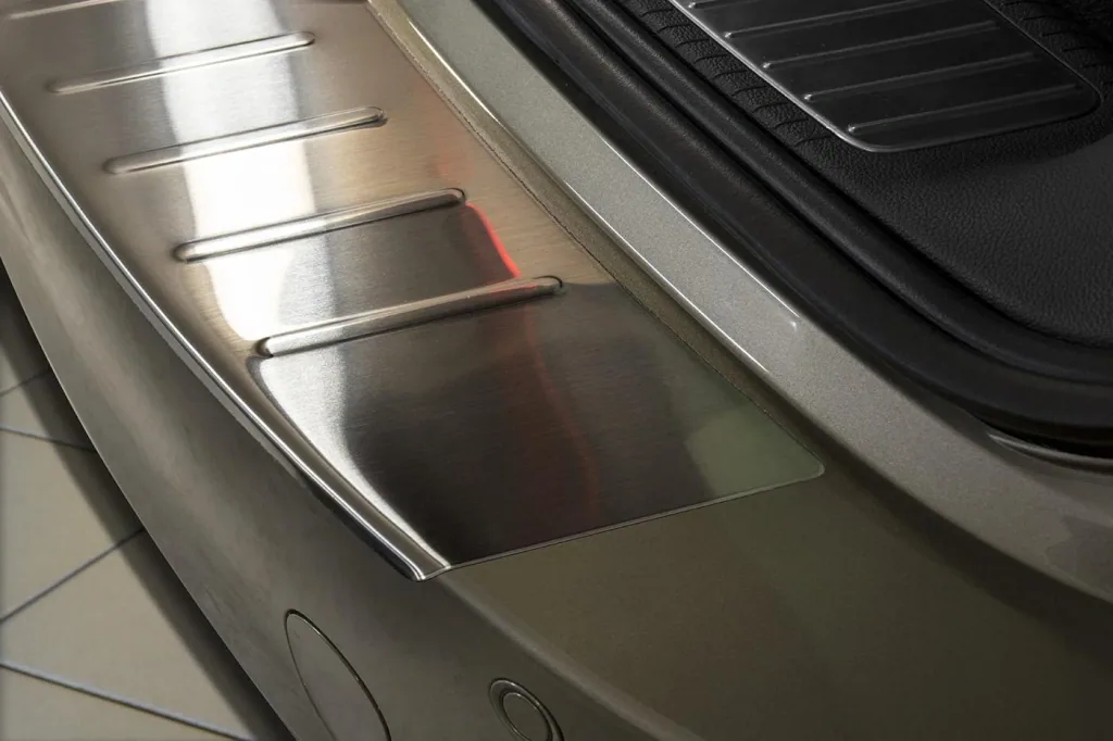 Loading sill protection for Opel Insignia Estate, built from 2008> incl. FL-2016