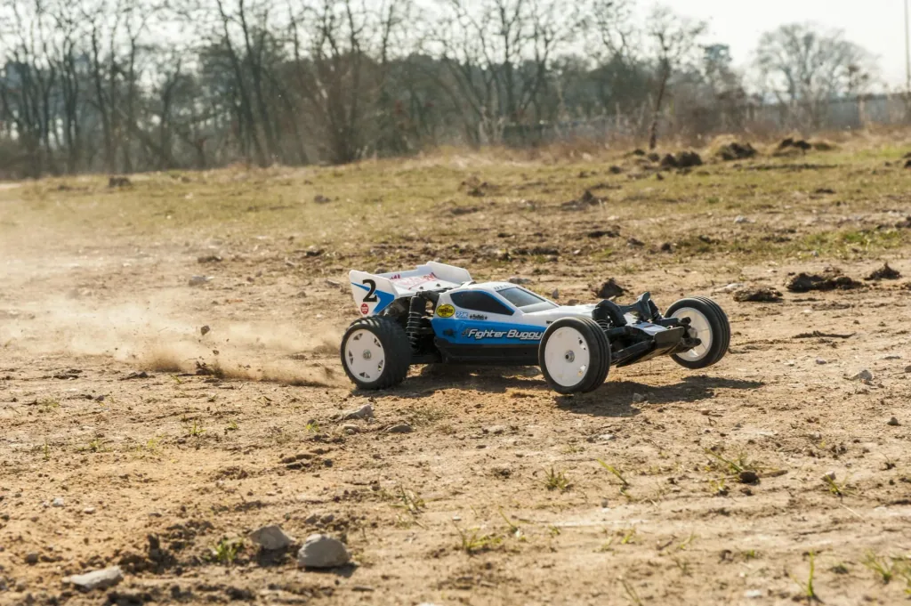 RC Neo Fighter Buggy DT-03 1:10