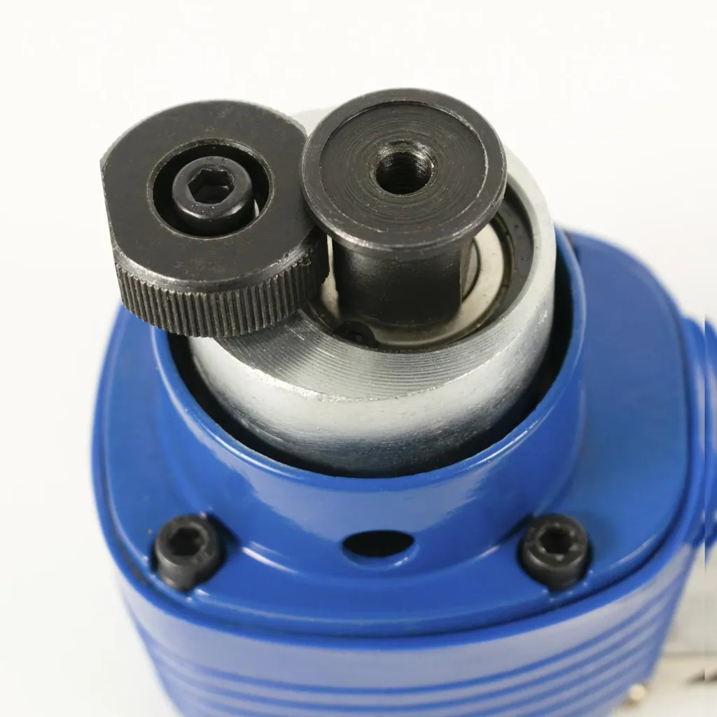 Pneumatic eccentric sander, 15 cm