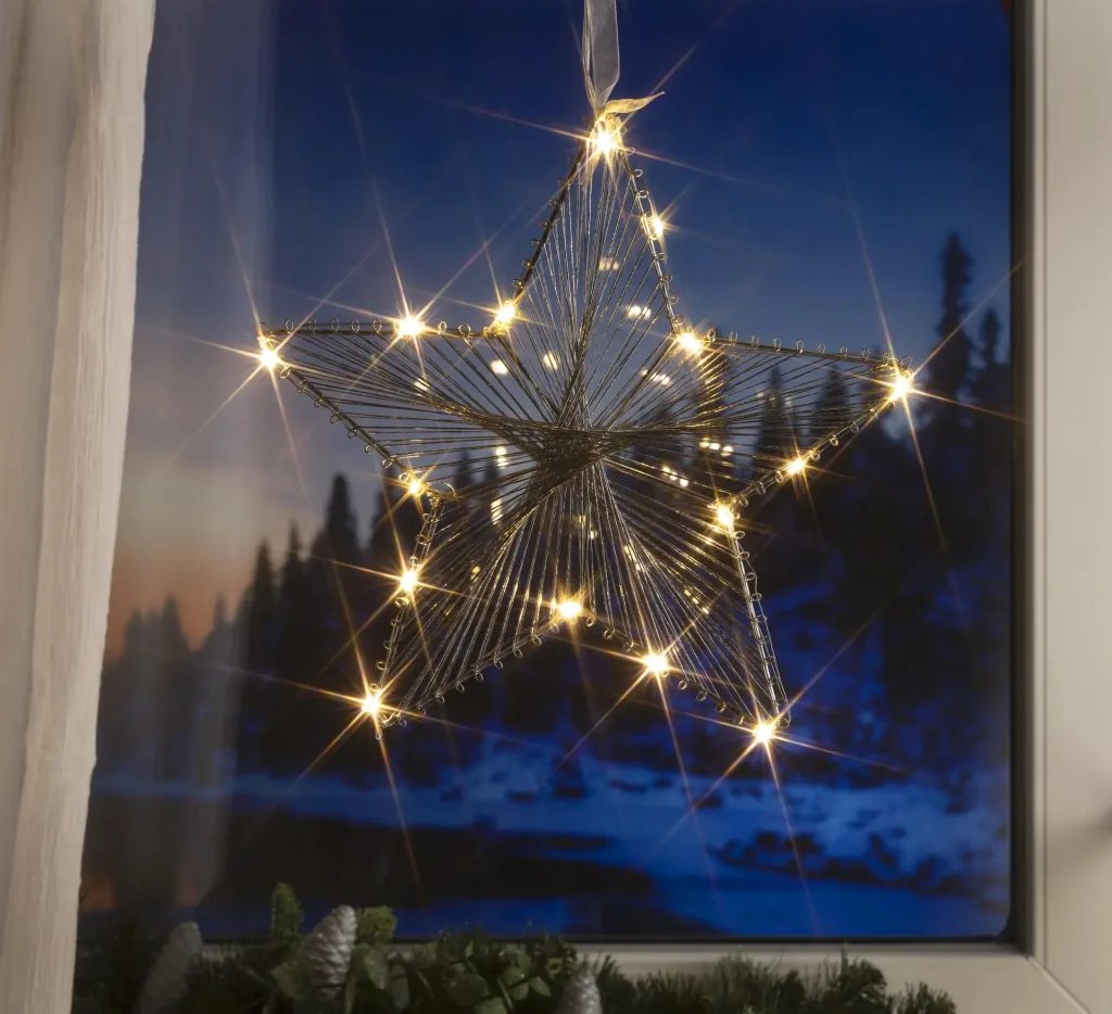 Decorative star with 20 warm white LEDs, battery operated