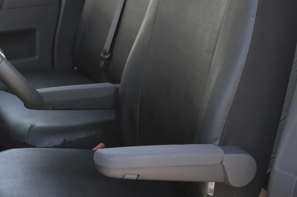 Fitted seat covers for VW T5 for single front seat made of artificial leather from 09/2009 to today