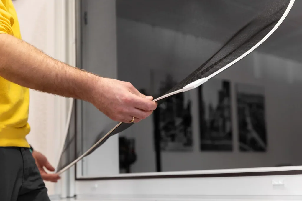 Fly screen magnetic frame with pollen protection, white, 100 x 120 cm