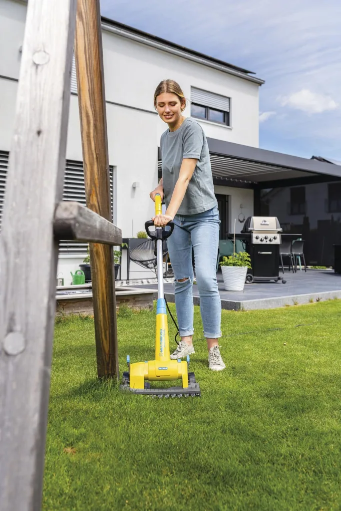 Lawn and edge trimmer attachment, FineCut brush system