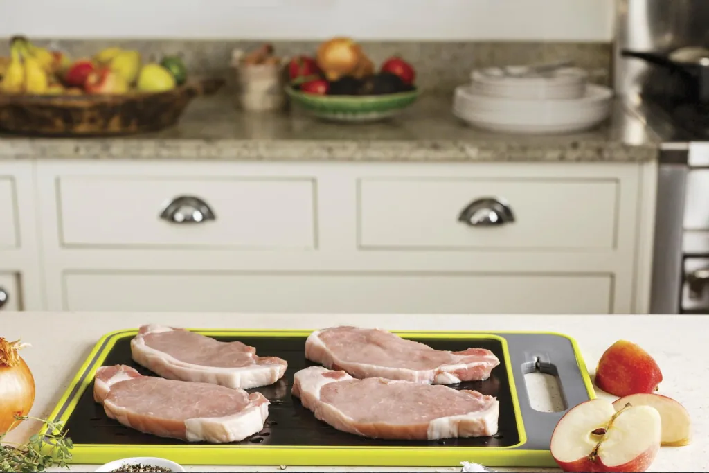 4-in-1 defrosting cutting board Livington Frost Away