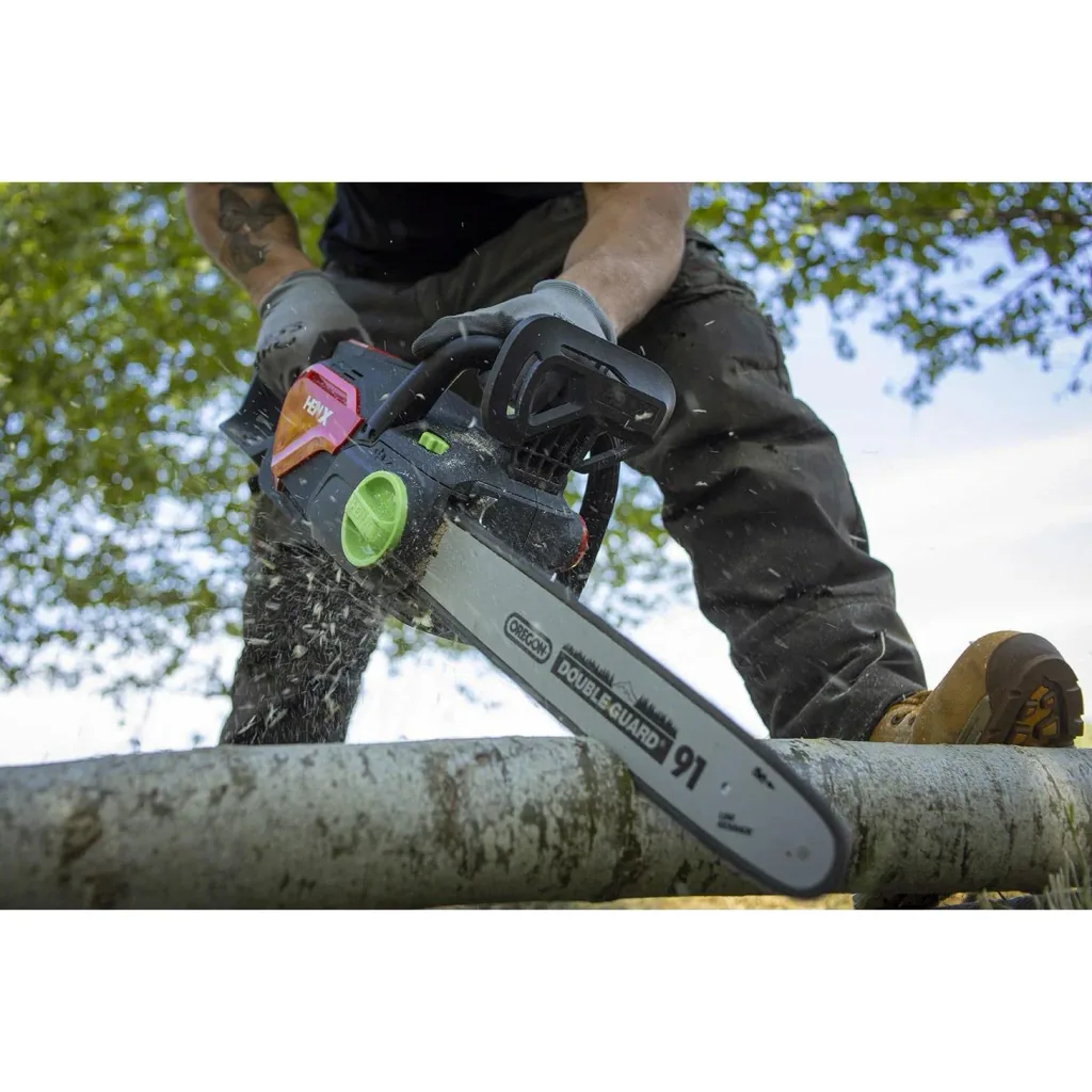 Cordless chainsaw set 40 V (5.0 Ah Li-Ion battery + fast charger)