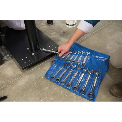 14-piece fixed ratchet wrench set 8 - 24 mm