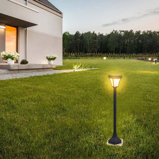 VT-984 Valencia Solar Garden Post Solar LED Lamp - 3 Light Colors