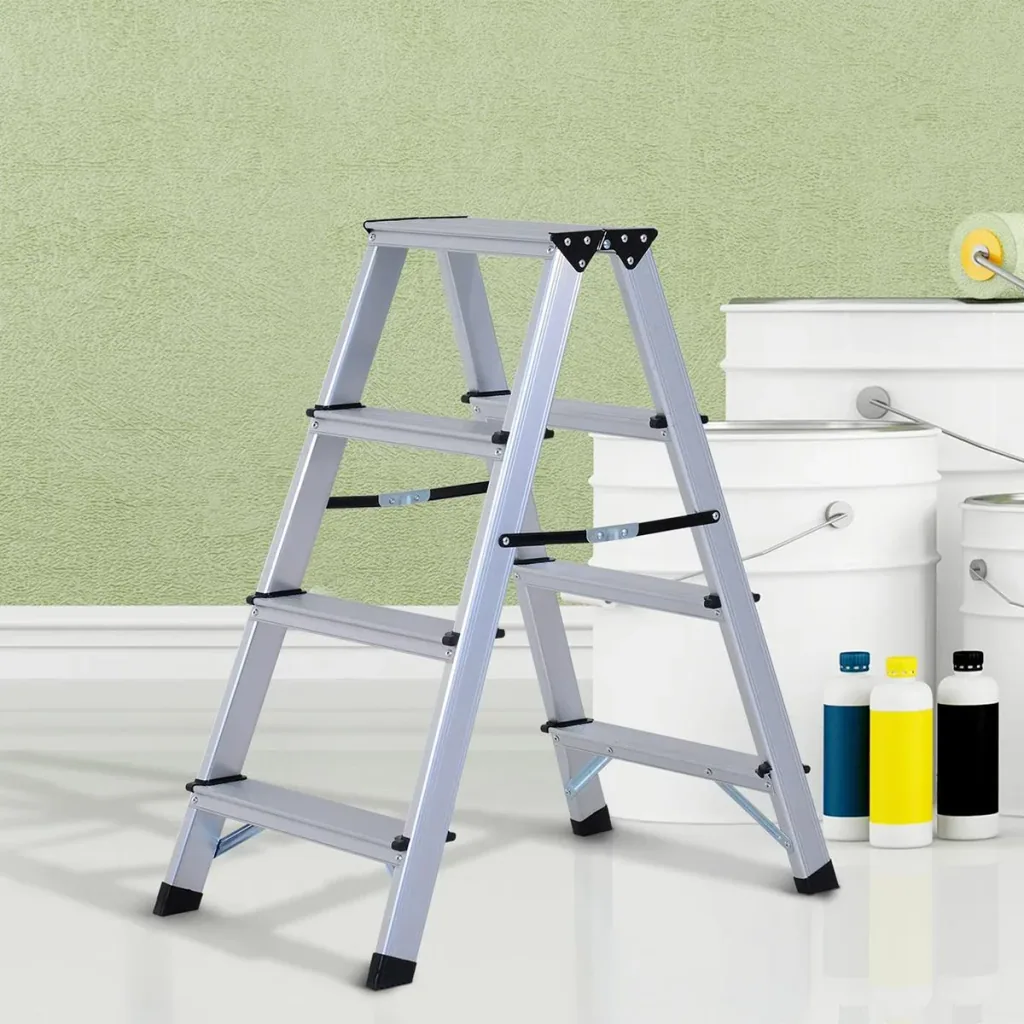 Stepladder with 4 steps silver