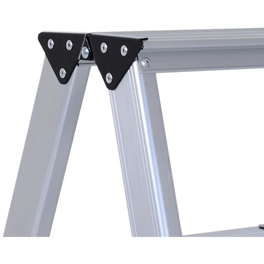 Stepladder with 4 steps silver