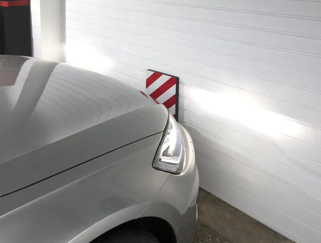 Garage protection set