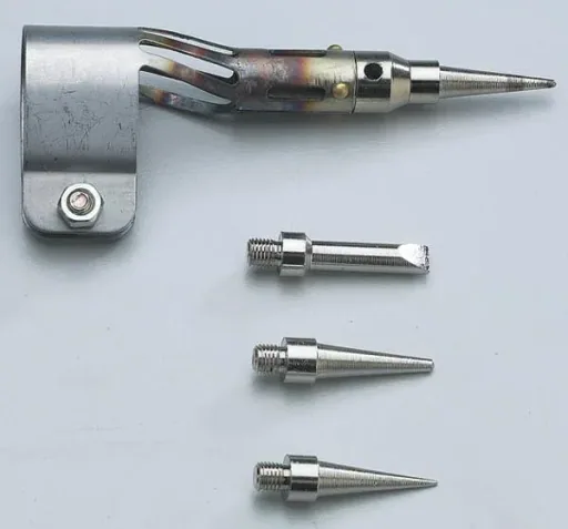 Gas burner with piezo ignition