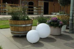 MUNDAN white 300 mm light globe, 11 watts, for indoor and outdoor use