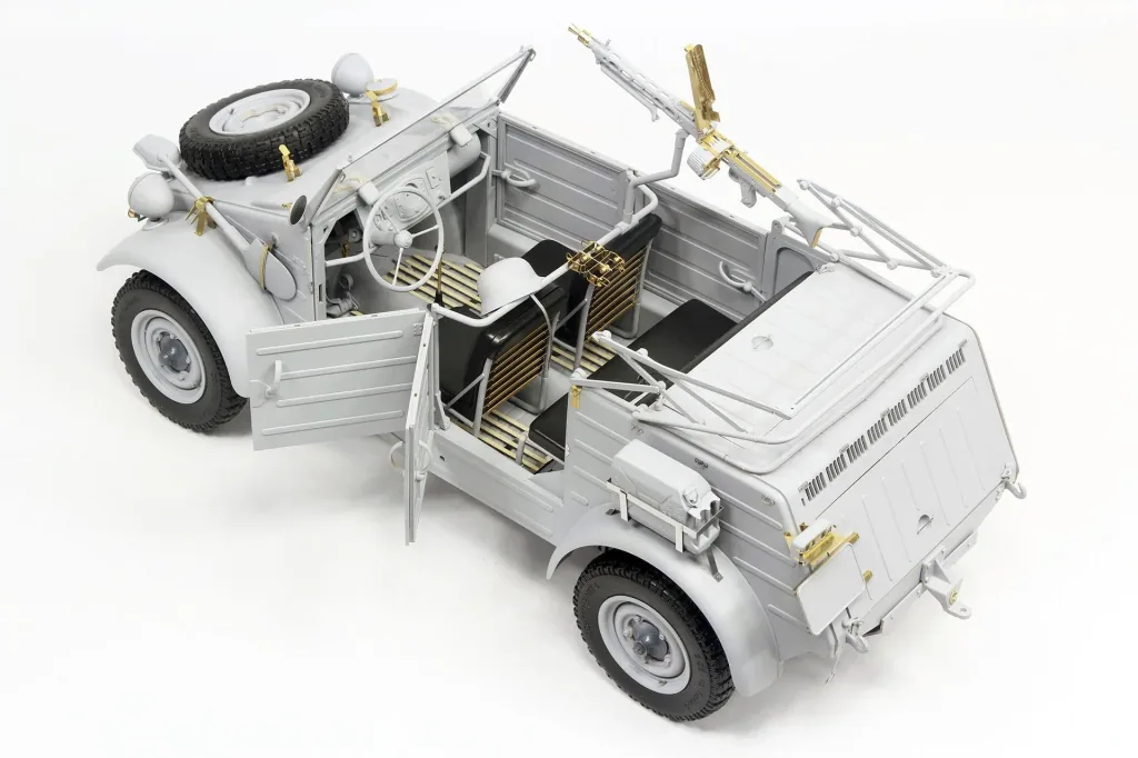 Kübelwagen Type 82
