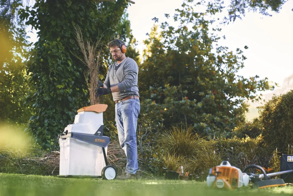 Electric shredder GHE 140 L, for branches up to 40 mm