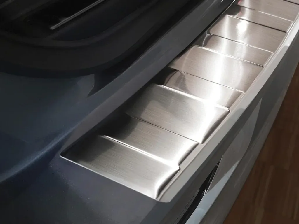 Stainless steel loading sill protection for Volvo XC-60 FL - built 07/2017 >