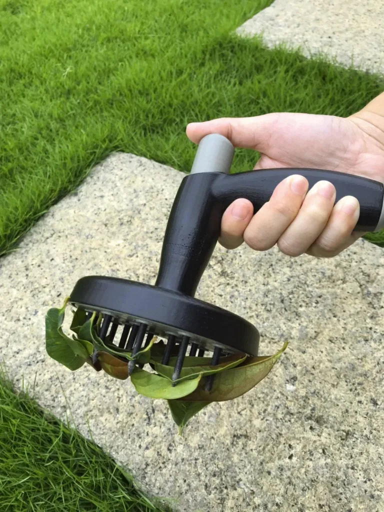 Hand - leaf picker black