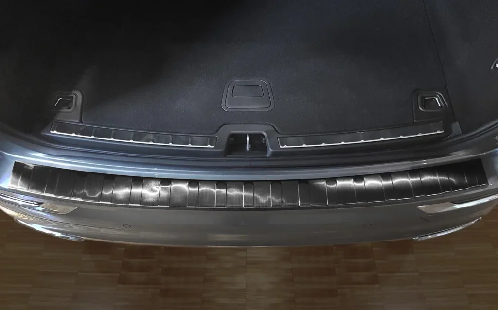 Stainless steel loading sill protector for Volvo XC-60 FL - graphite / black, built 7/2017>