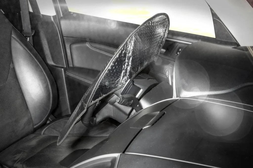Thermal steering wheel cover - approx. 50 x 44 cm - silver