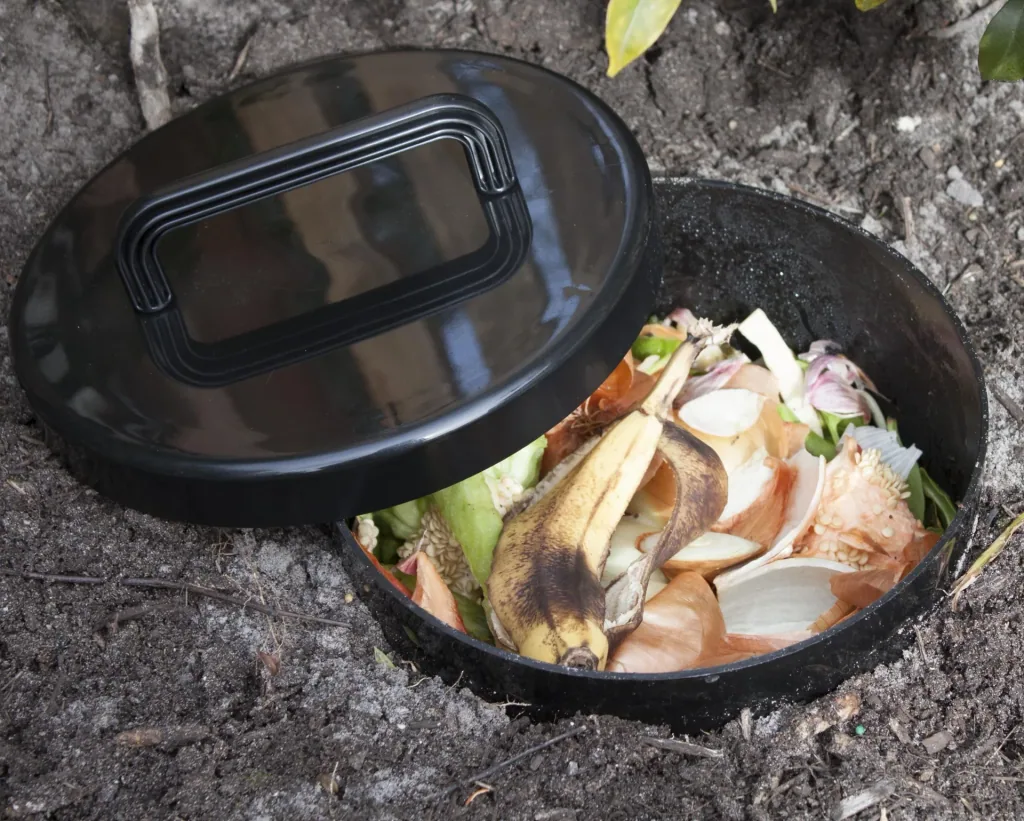 The worm composter for raised beds