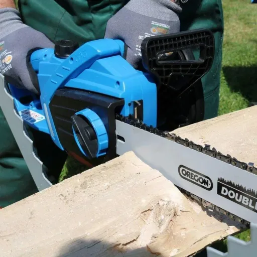 Chainsaw KS402P - 2200W with free 30L garden waste bag