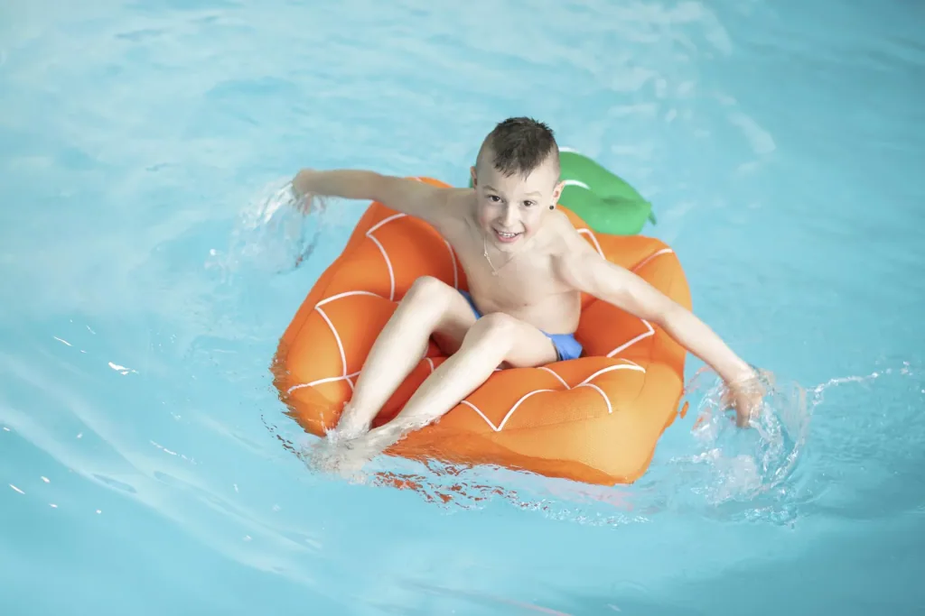 Pool Buddy Pineapple orange, green