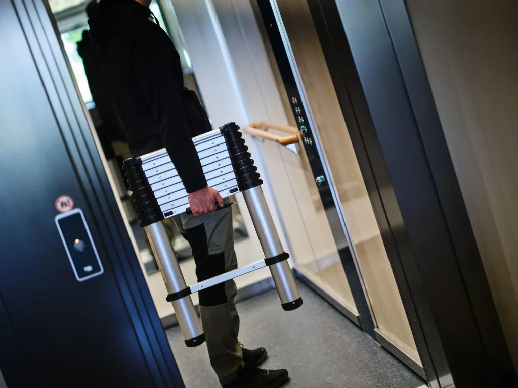 Telescopic leaning ladder, AHW -Compastep L, 3.0 meters