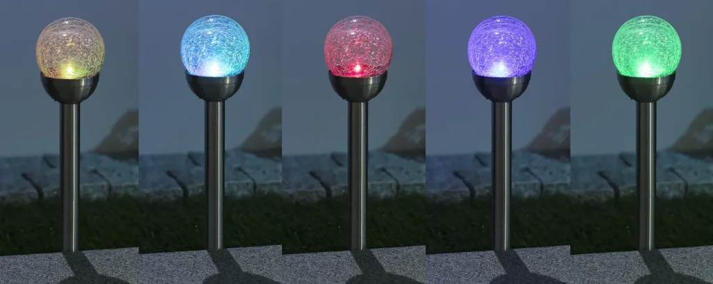Solar glass ball light with color change - 2 pieces