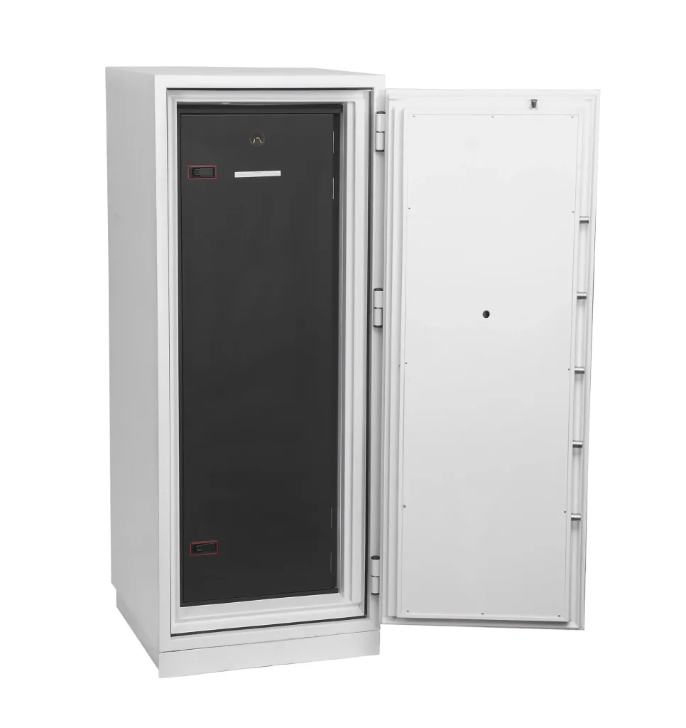 Data Commander data protection safe, external dimensions 1685 x 690 x 720 mm, with key lock