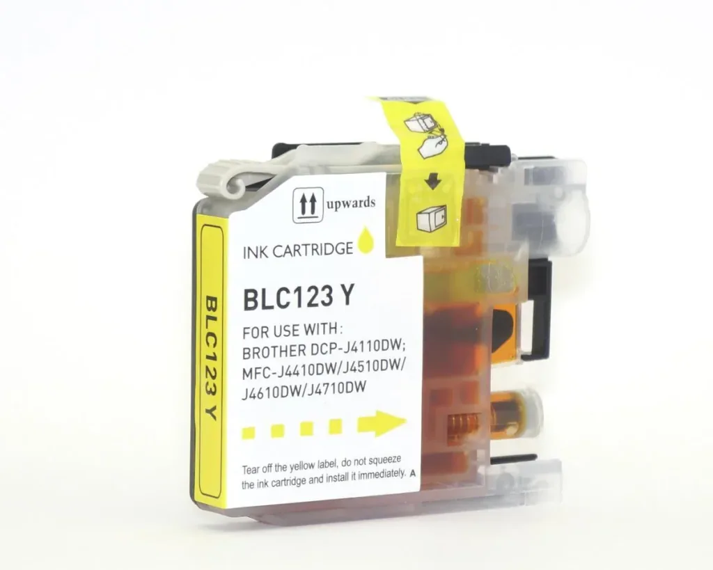 Printer cartridge for Brother LC123Y08 yellow