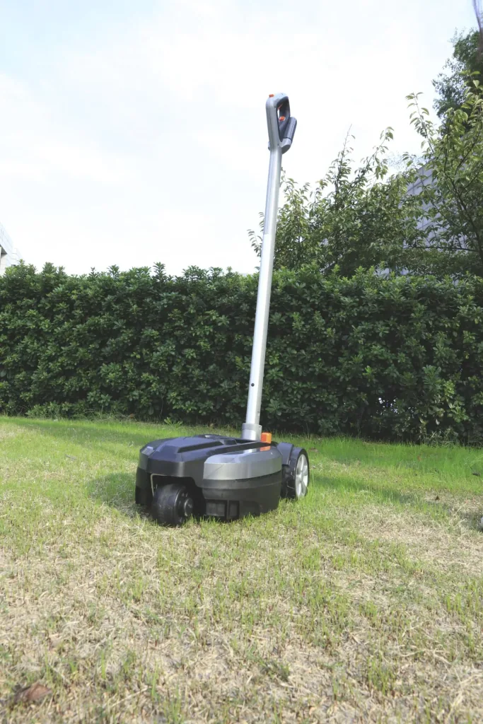 LM F23BN-EU 12V iFlex Compact Mower Set