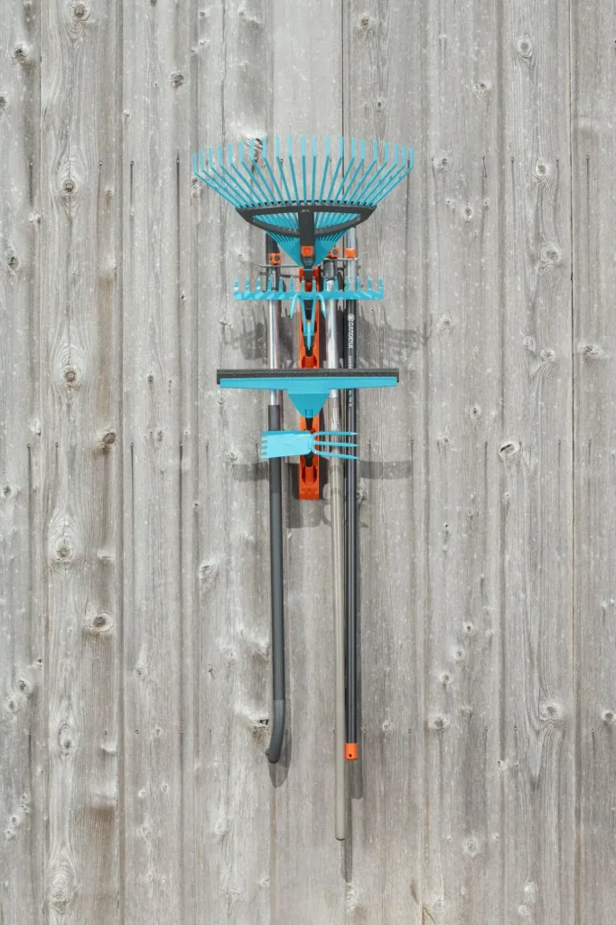 Combisystem device bar with 6 storage spaces