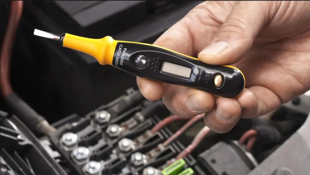 Voltage tester, 1-pole with LCD display, 12-220 V AC/ 12-36 V DC
