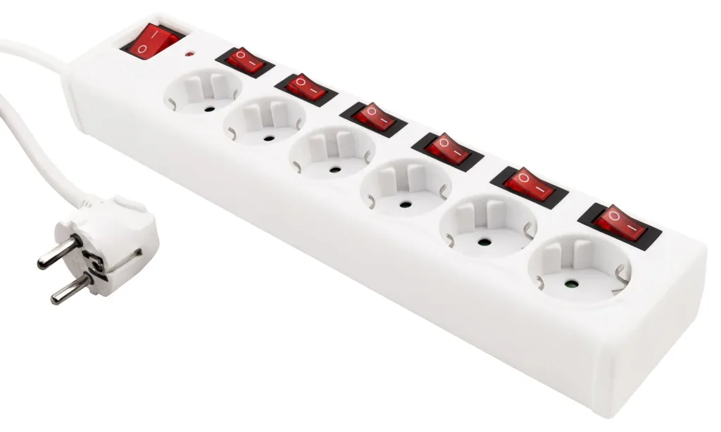 6-way power strip with surge protection, white