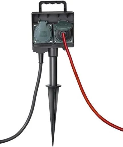 Garden socket with ground spike IP44 4-way