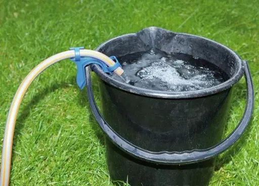 Hose holder - the guide for water hoses, 1 piece.