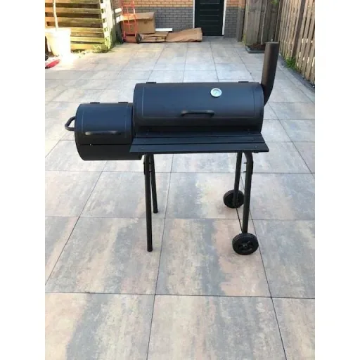 BBQ Grill - Smoker black with thermostat and 3-piece BBQ tool set - Grill area 66 x 34 cm