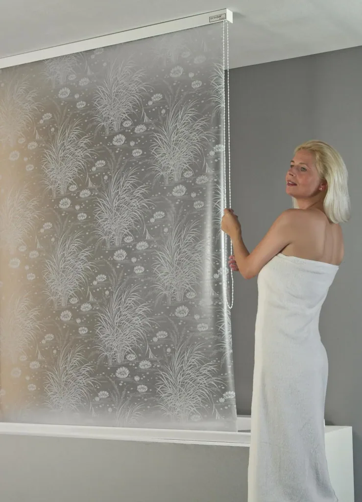 Cassette shower blind ECO DUR SEEROSE, white, side pull