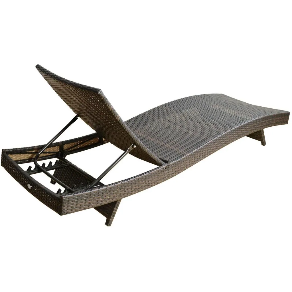 Rattan lounger with adjustable backrest
