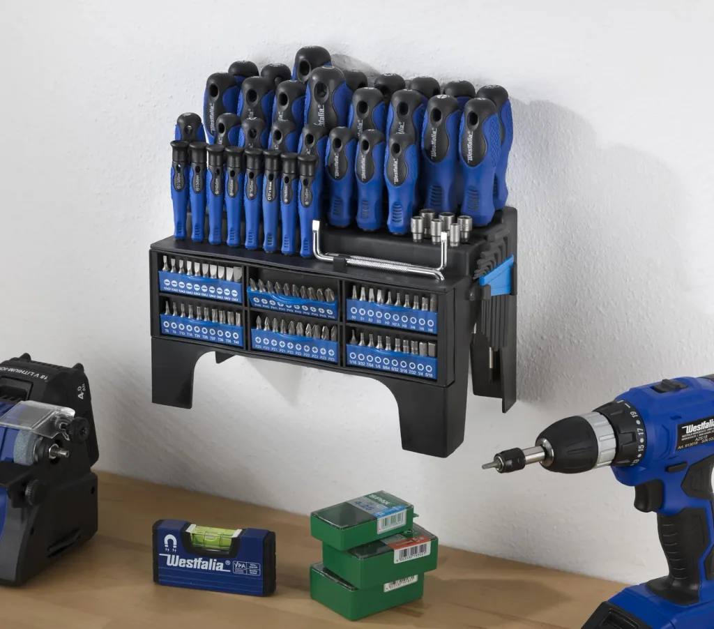 Screwdriver and bit set with holder 109-piece