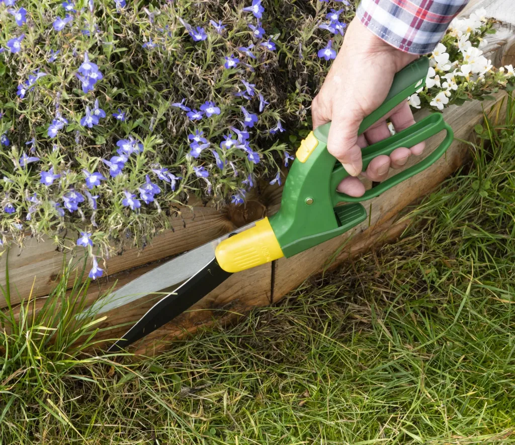 One-handed garden shears, grass shears