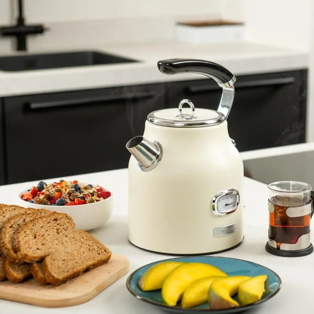 SET of 3 - Retro Mixer + Kettle 1.7 Liter + Toaster - White