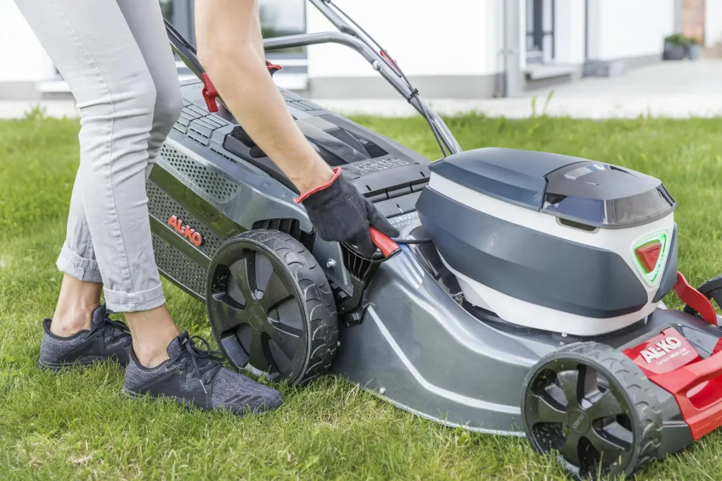 ENERGY FLEX accugrasmaaier 46.2 Li SP Comfort - inclusief 2 accu's en lader