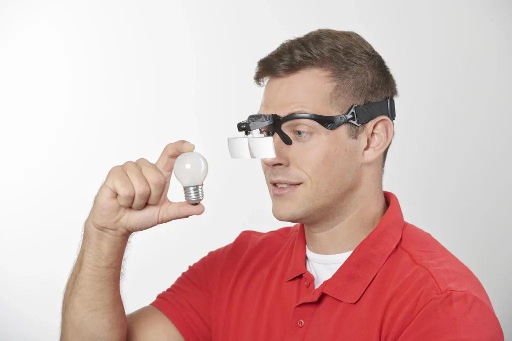 LED magnifying glasses with 5 magnification inserts