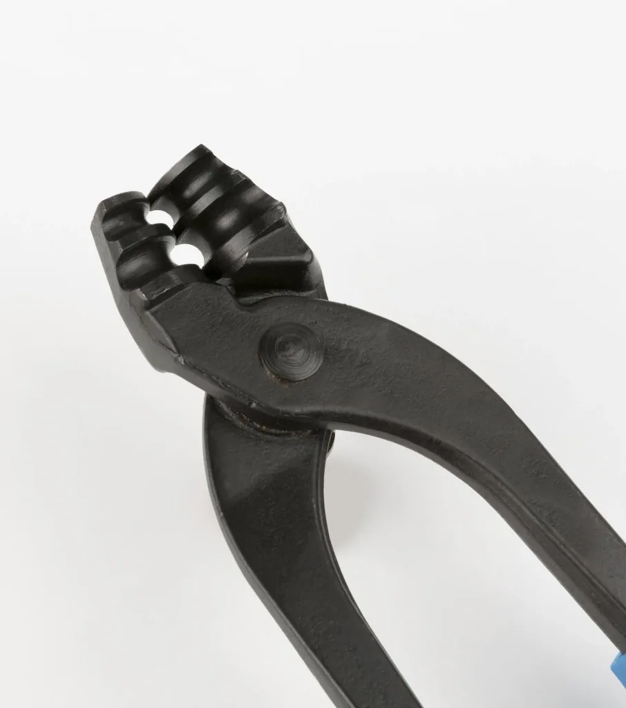 Brake line bending pliers