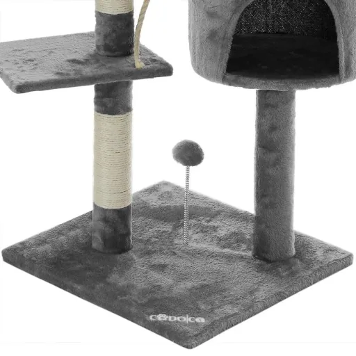 Cadoca scratching post with 3 viewing areas, 1 cave, 2 play balls and a rope.