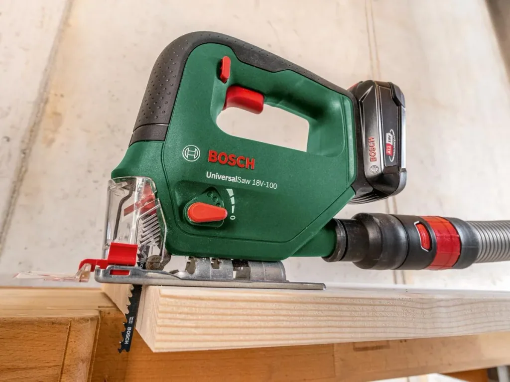 Cordless jigsaw UniversalSaw 18V-100